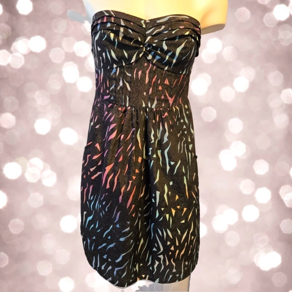 Jay Jays Strapless Mini - Size 8